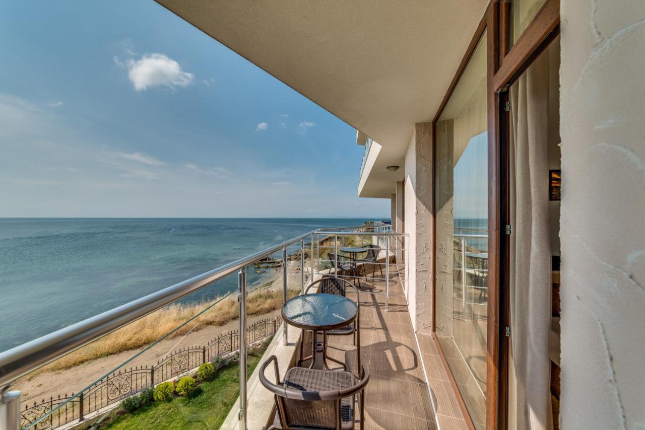 Apartcomplex Golden Bay Ravda Eksteriør bilde