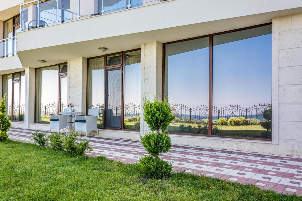 Apartcomplex Golden Bay Ravda Eksteriør bilde
