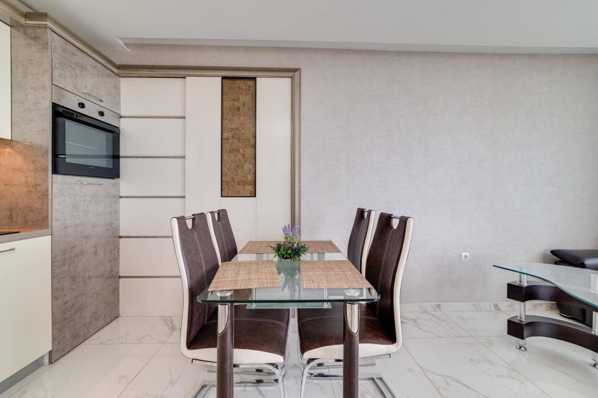 Apartcomplex Golden Bay Ravda Eksteriør bilde