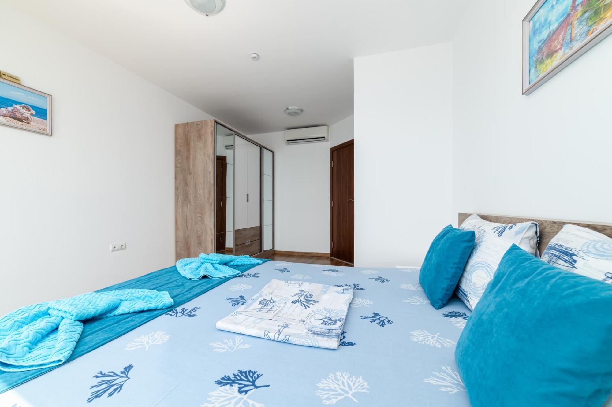Apartcomplex Golden Bay Ravda Eksteriør bilde