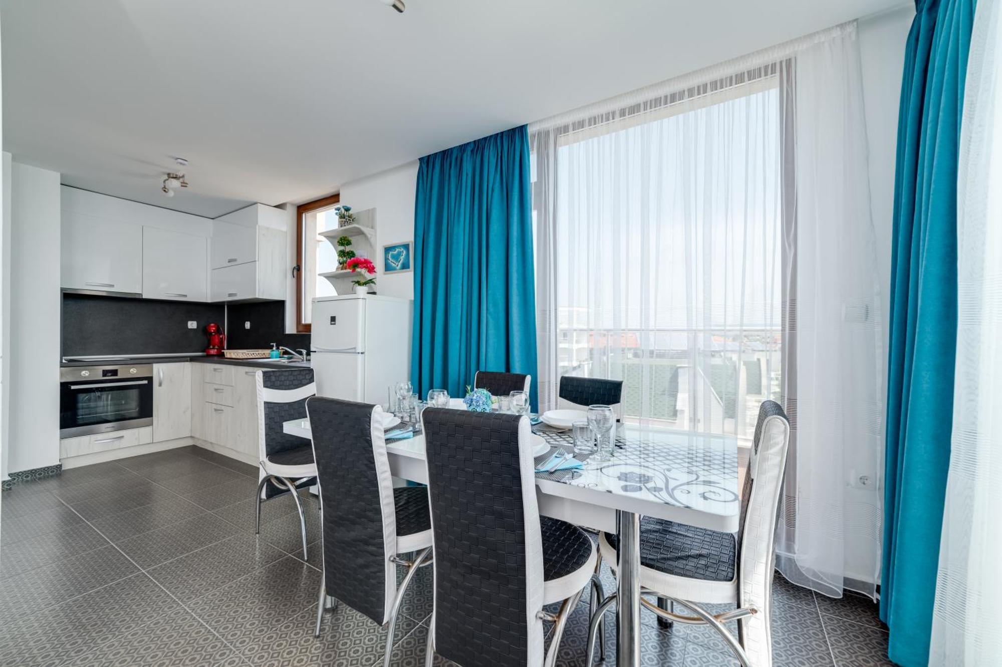 Apartcomplex Golden Bay Ravda Eksteriør bilde